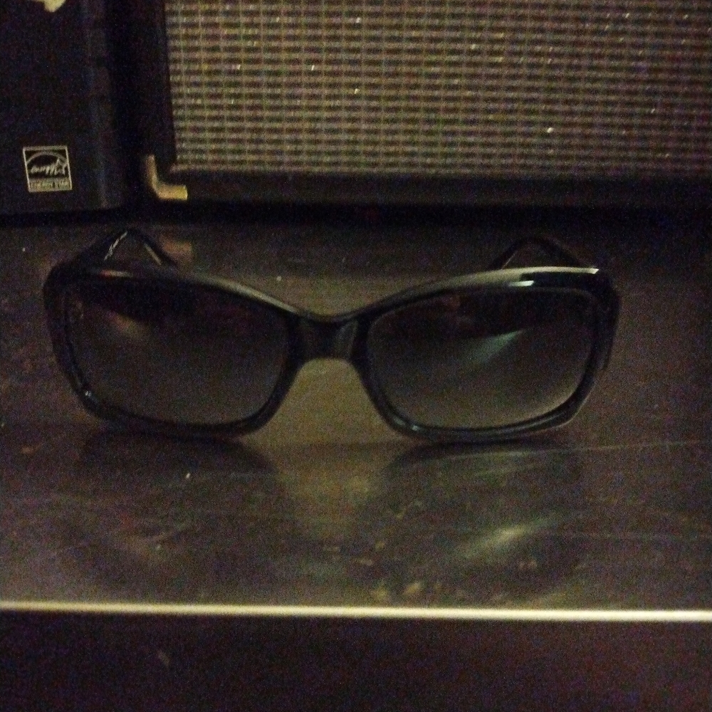 Tori Burch sunglasses